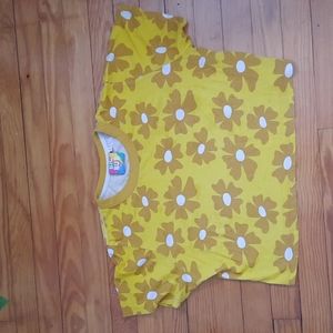 Big Bud Press flower T-Shirt.